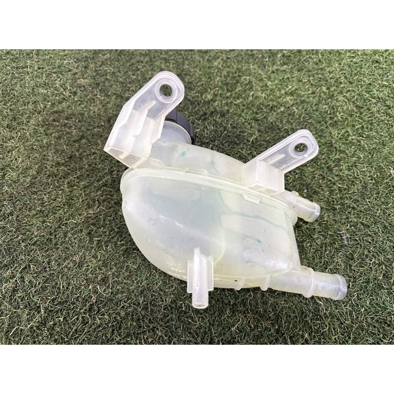 Бачок расширительный (система охлаждения) Nissan Rogue T33 2022 1.5 217106RC0A