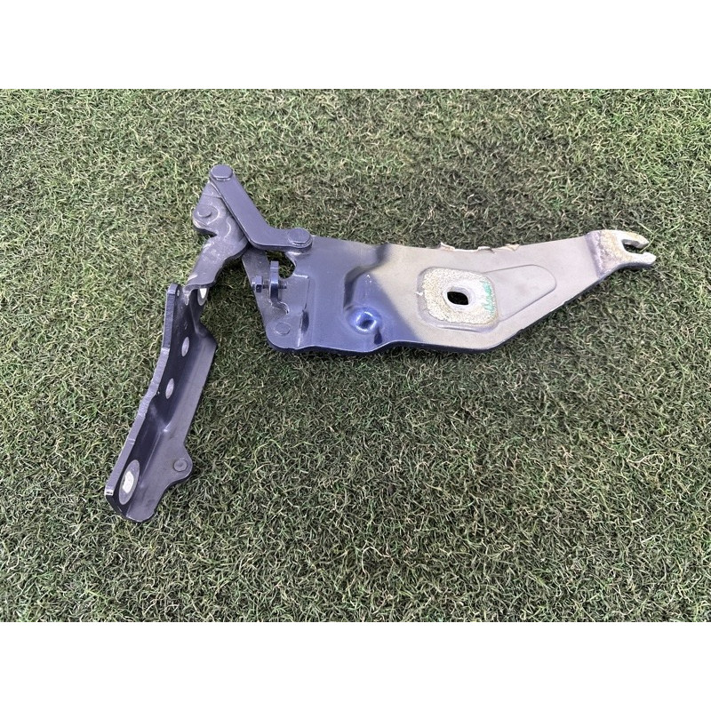 Петля капота (кузов і елементи) BMW X5 E70 2011 3.0 41007198617