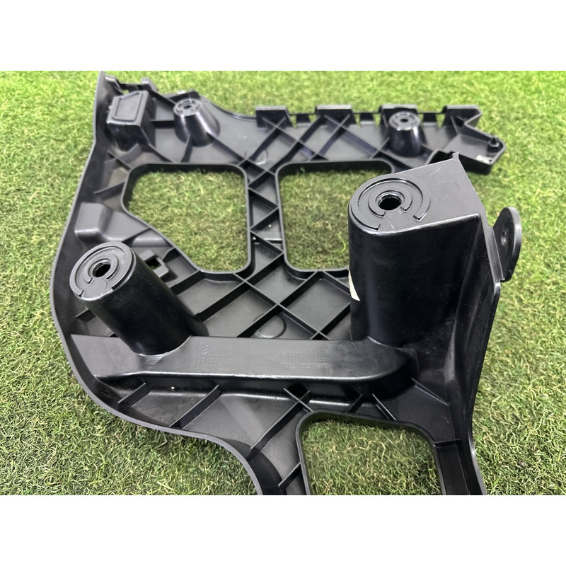 Кріплення бампера (кузов і елементи) BMW X5 E70 2011 3.0 51127227757