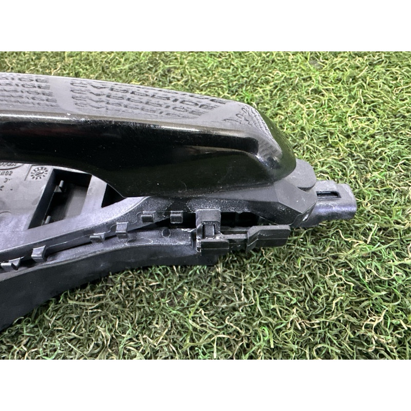 Ручка двері зовнішня (кузов и элементы) LAND ROVER Discovery Sport L550 2016 2.0 LR061201