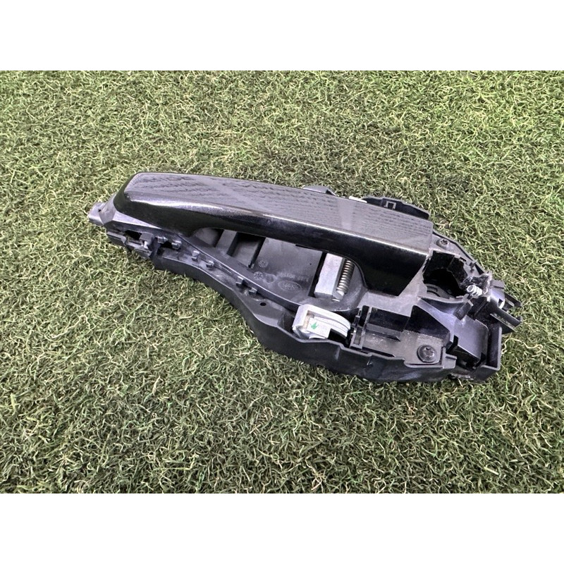 Ручка двері зовнішня (кузов и элементы) LAND ROVER Discovery Sport L550 2016 2.0 LR061201