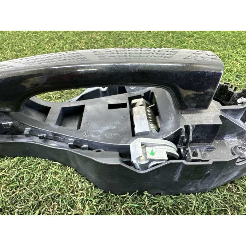 Ручка двері зовнішня (кузов и элементы) LAND ROVER Discovery Sport L550 2016 2.0 LR061201