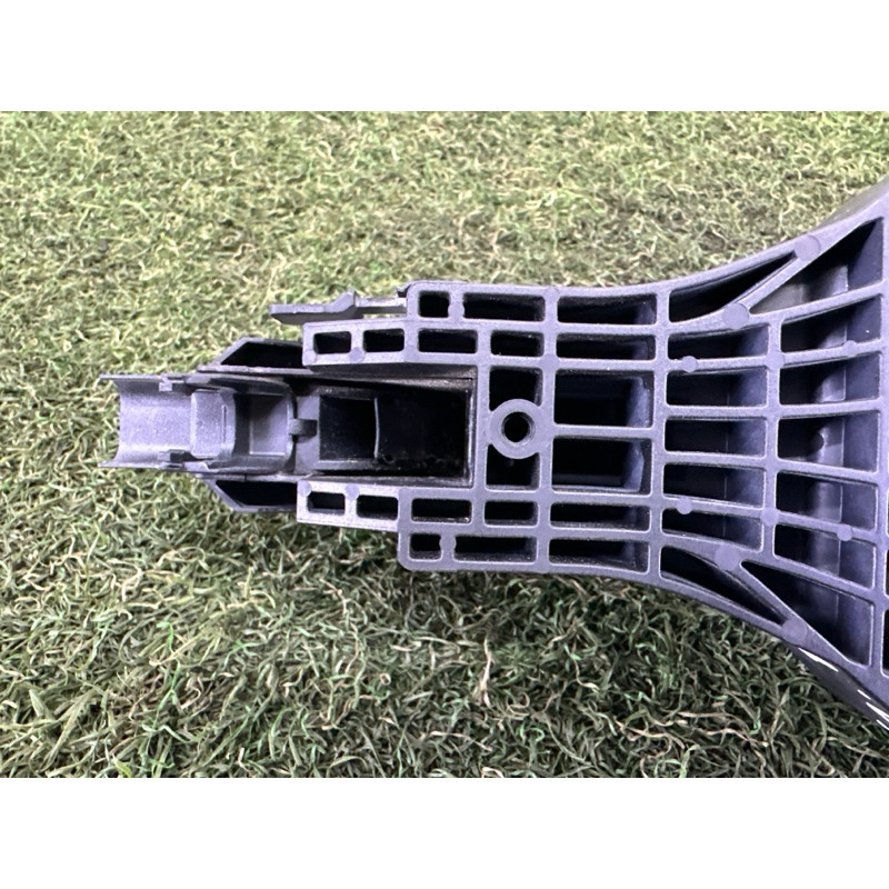 Ручка двері зовнішня (кузов и элементы) LAND ROVER Discovery Sport L550 2016 2.0 LR061201
