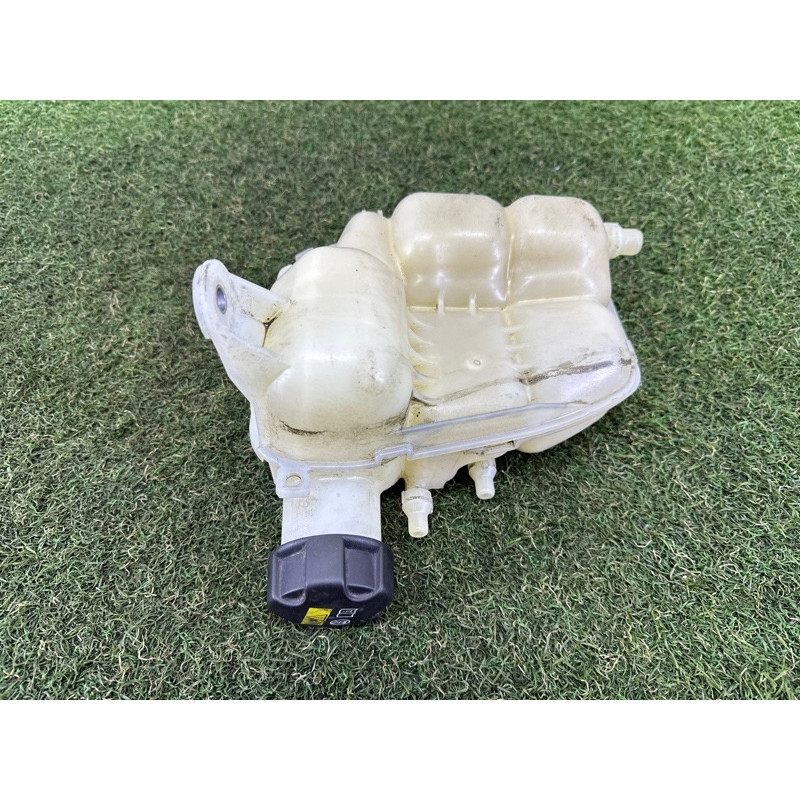 Бачок розширювальний (система охолодження) BMW X1 F48 2016 2.0 17137617362