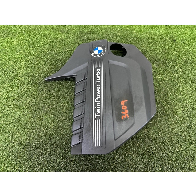 Декоративная крышка двигателя (двигатель и элементы) BMW X5 E70 2011 3.0 11127607447