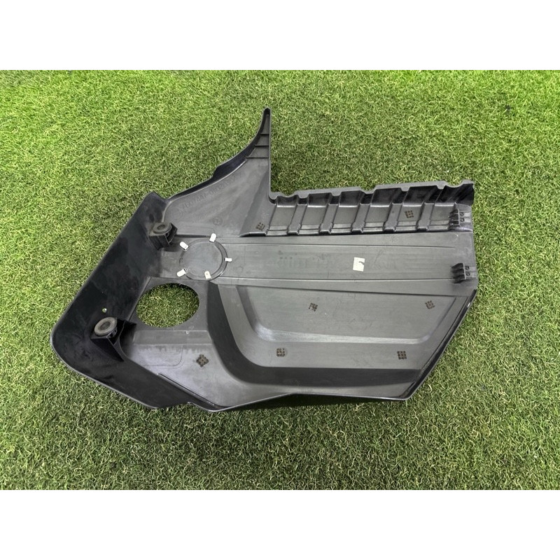 Декоративная крышка двигателя (двигатель и элементы) BMW X5 E70 2011 3.0 11127607447