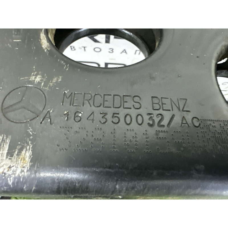 Підрамник (підвіска) Mercedes-Benz GL X164 2011 3.0 A1643500132