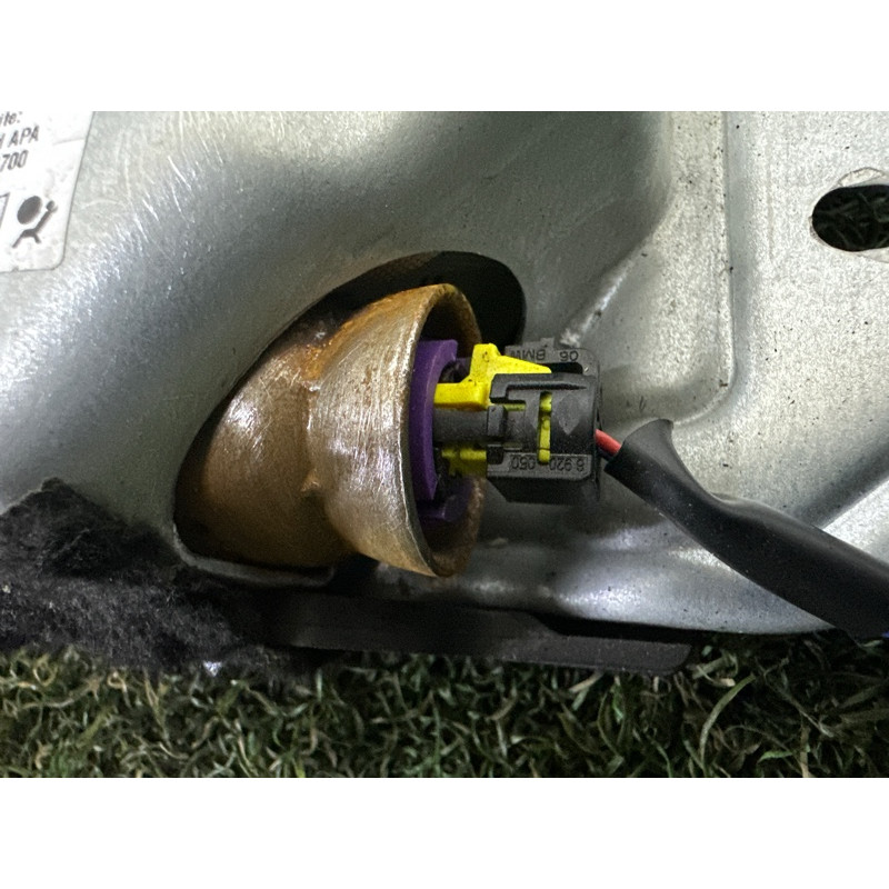 Airbag колін (airbag / безпека) BMW X1 F48 2018 2.0 72129296979