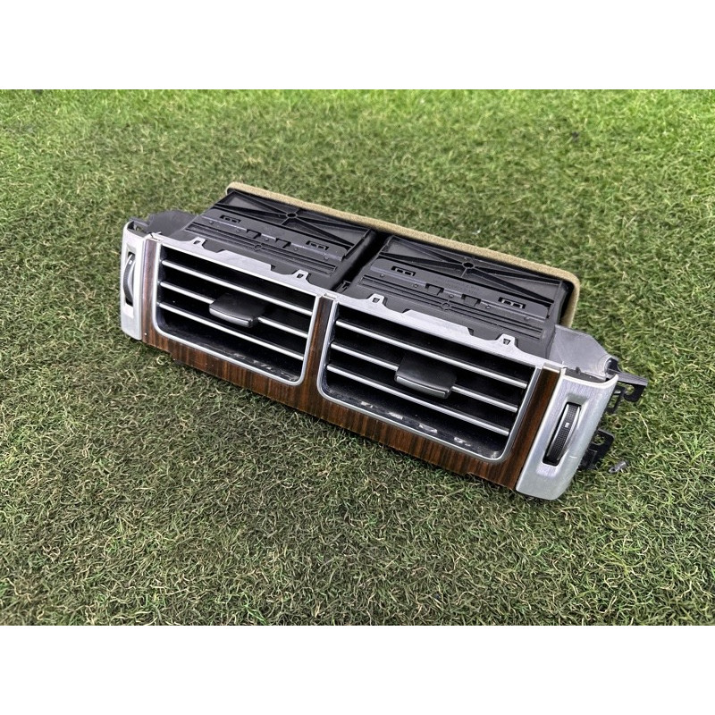 Дефлектор повітроводу (салон) LAND ROVER Range Rover L405 2014 5.0 LR055740