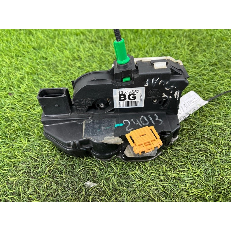 Замок дверей (кузов і елементи) CHEVROLET Volt 1 2012 1.4 13579552