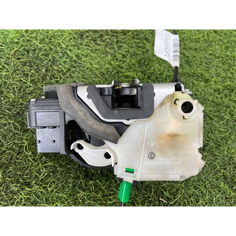 Замок дверей (кузов і елементи) CHEVROLET Volt 1 2012 1.4 13579552