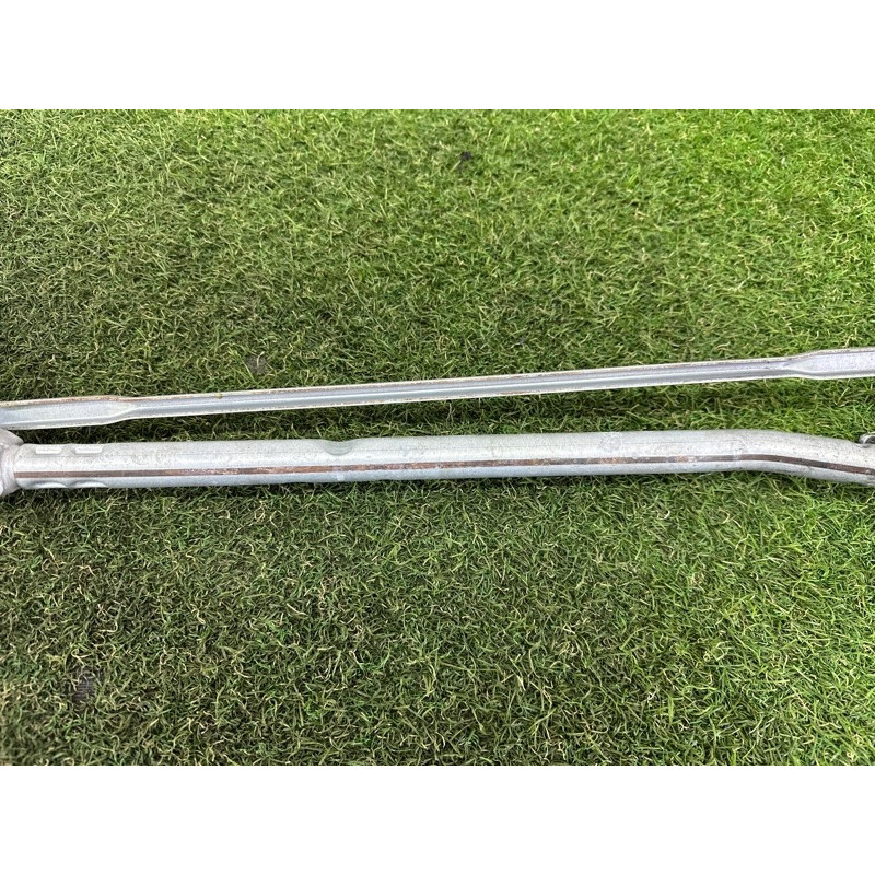 Трапеція склоочисників (кузов і елементи) Volkswagen Touareg NF 2013 3.6 CGRA 7P0955023