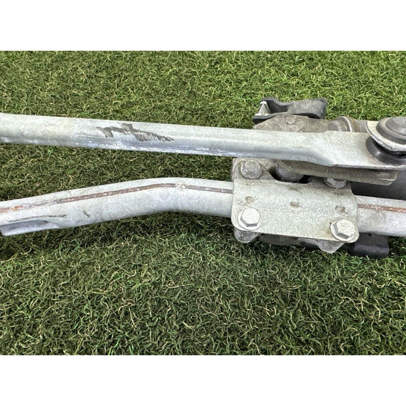 Трапеція склоочисників (кузов і елементи) BMW X5 E70 2011 3.0 61617200510