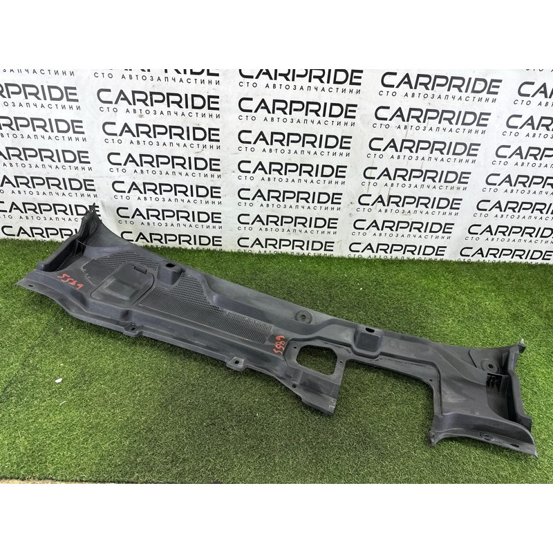 Жабо (кузов и элементы) LAND ROVER Discovery Sport L550 2016 2.0 LR078289
