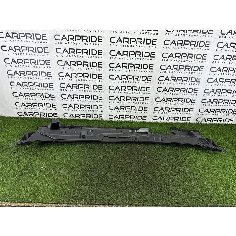 Жабо (кузов и элементы) LAND ROVER Discovery Sport L550 2016 2.0 LR078289