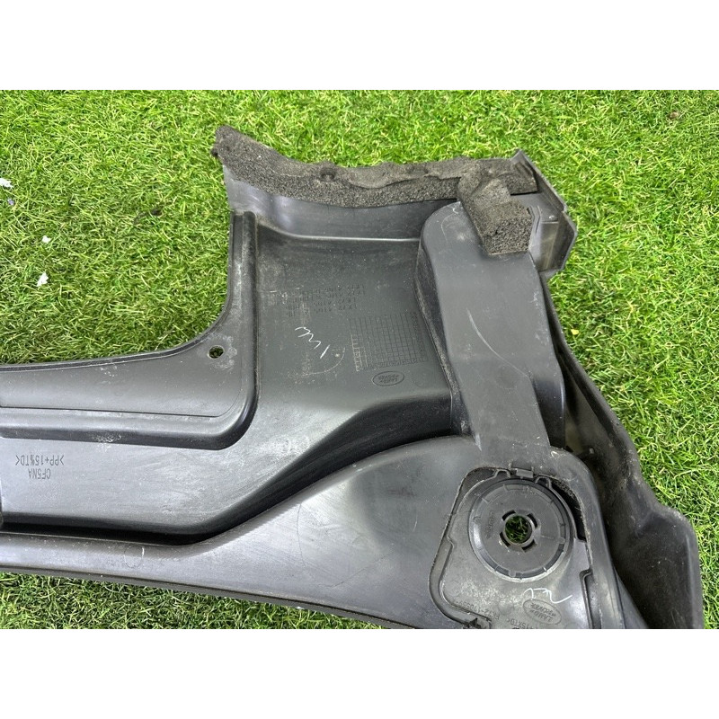Жабо (кузов и элементы) LAND ROVER Discovery Sport L550 2016 2.0 LR078289