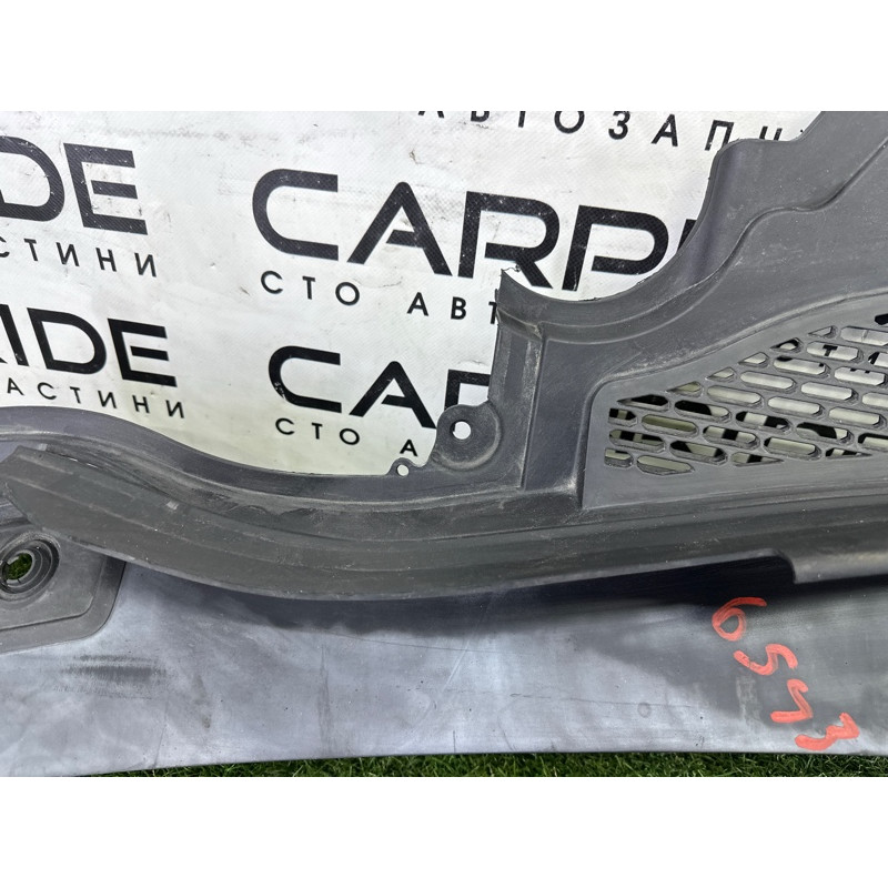 Жабо (кузов и элементы) LAND ROVER Range Rover L405 2014 5.0 LR066548