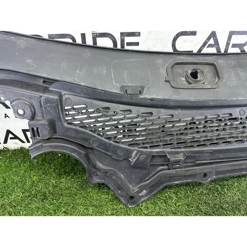 Жабо (кузов и элементы) LAND ROVER Range Rover L405 2014 5.0 LR066548