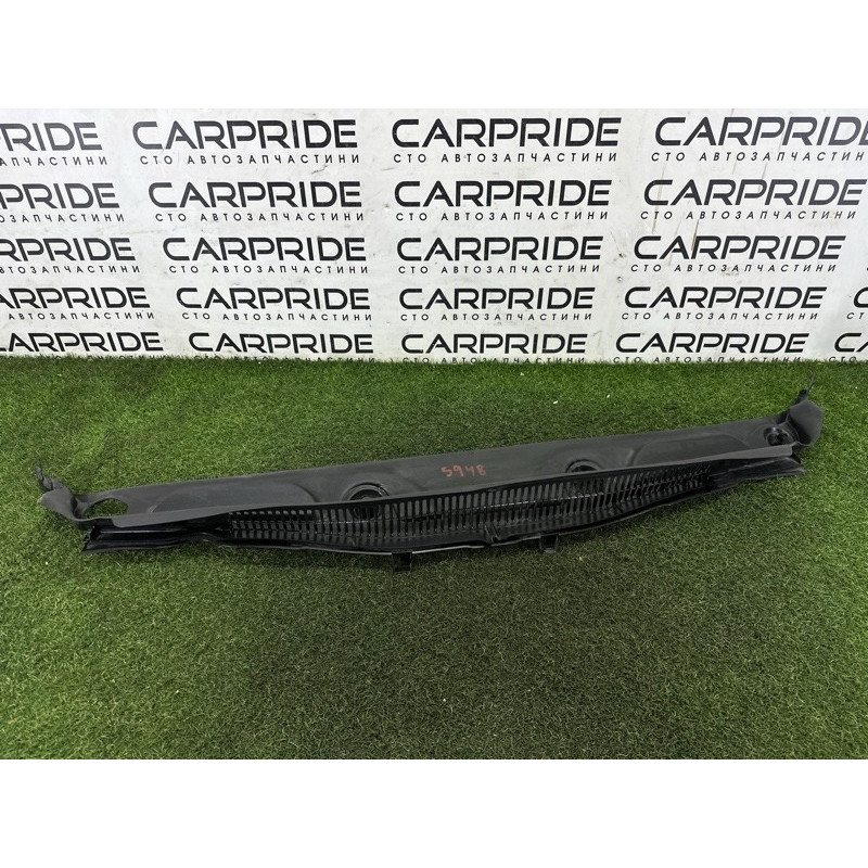 Жабо (кузов и элементы) BMW X1 F48 2016 2.0 51717350591