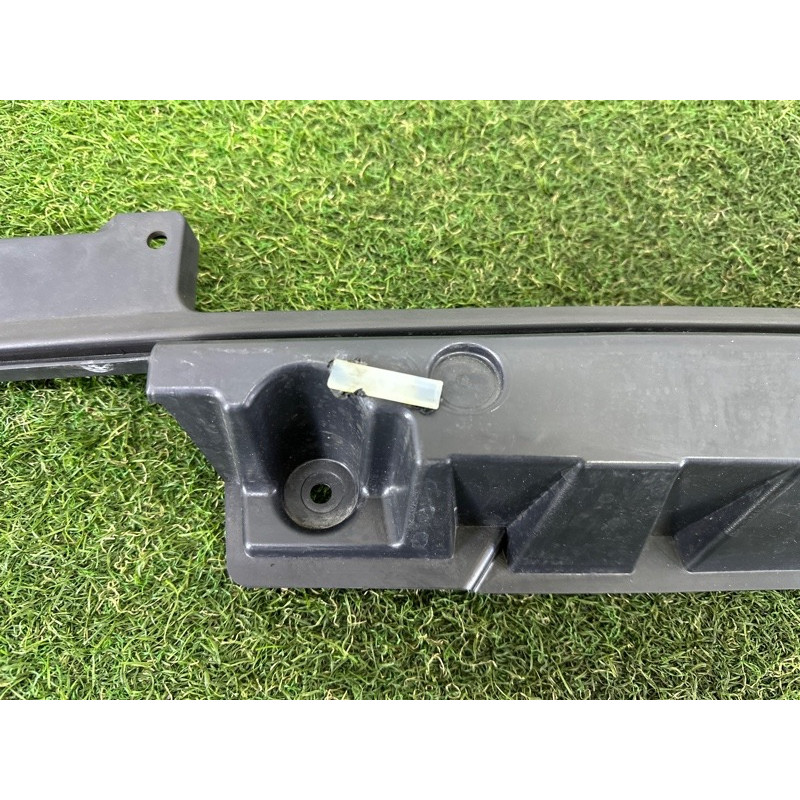 Крепление бампера (кузов и элементы) LAND ROVER Range Rover L405 2014 5.0 LR037923