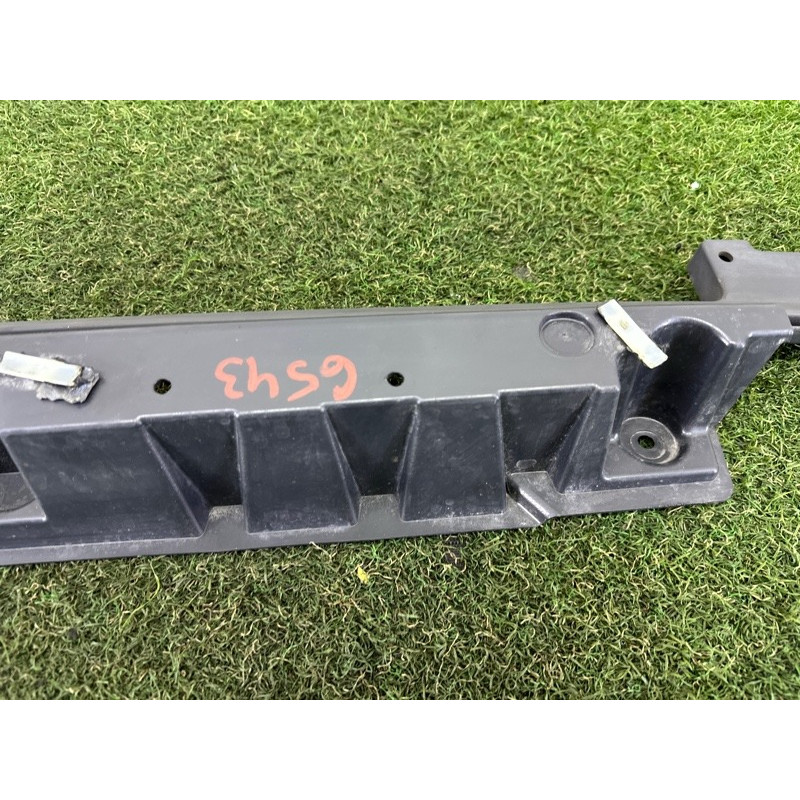 Крепление бампера (кузов и элементы) LAND ROVER Range Rover L405 2014 5.0 LR037923