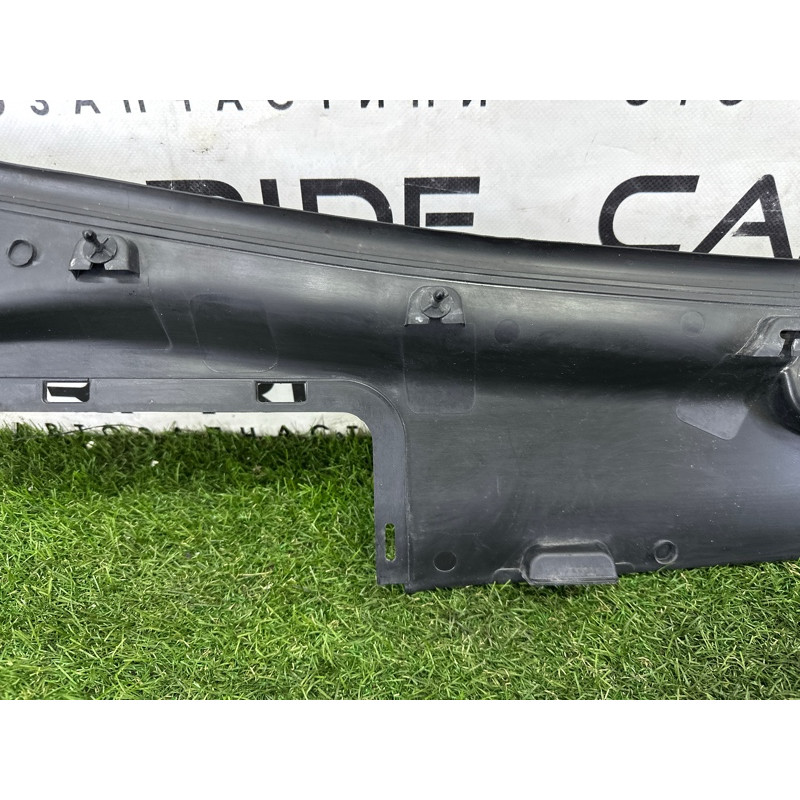 Жабо (кузов и элементы) BMW X3 F25 2013 2.0 51717206135