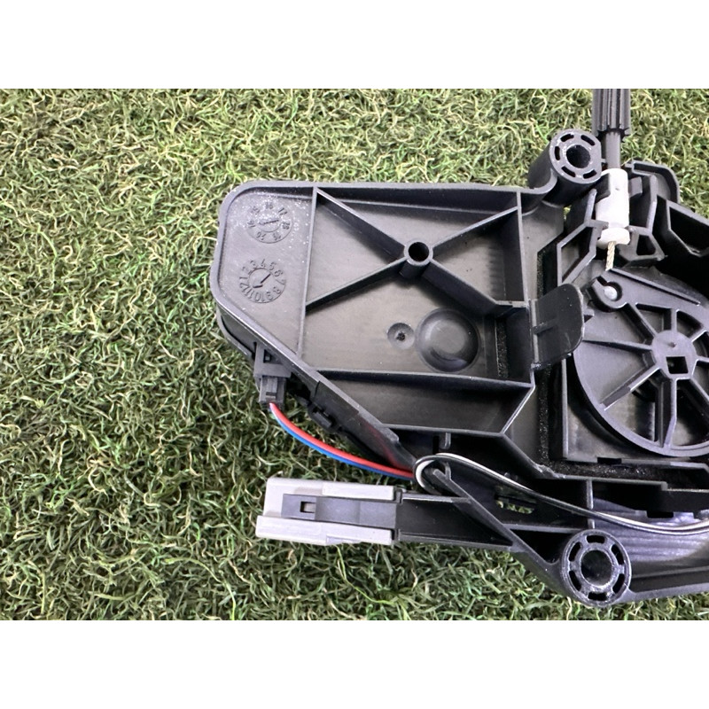Привід замка багажника (электрика) LAND ROVER Range Rover Evoque L538 2015 2.0 LR025550