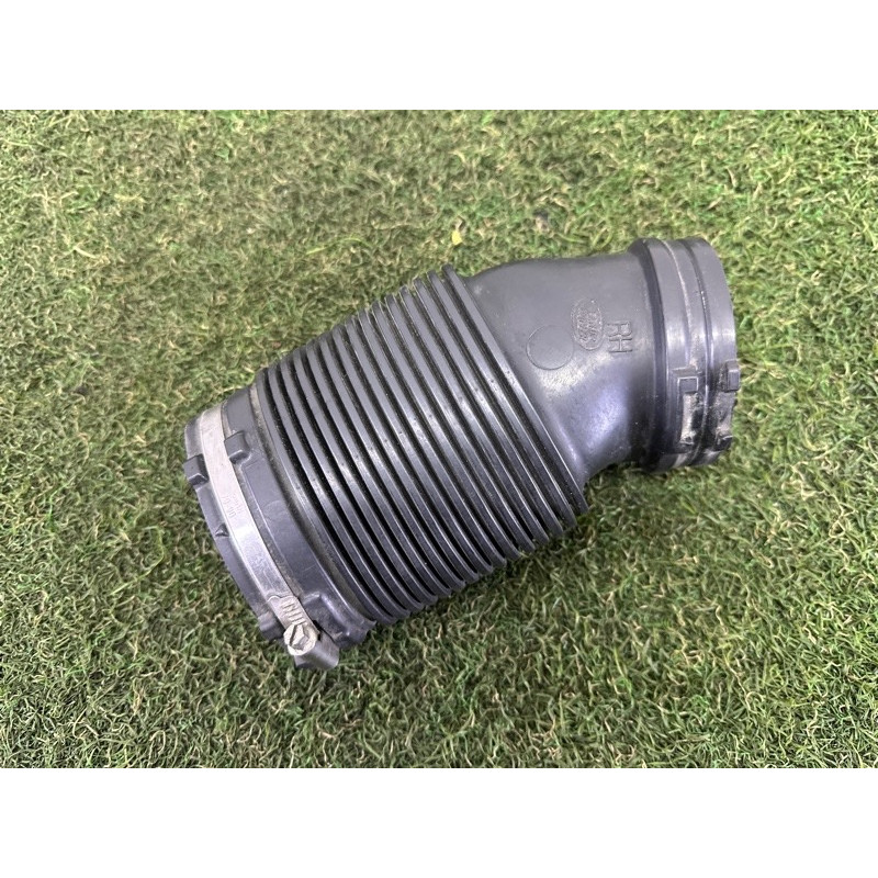 Патрубок воздушного фильтра (впускная система) LAND ROVER Range Rover L405 2014 5.0 LR036433