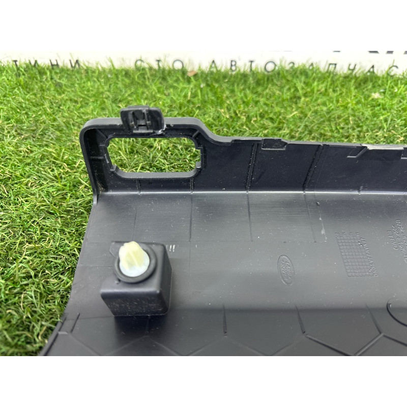 Накладка крышки багажника (кузов и элементы) LAND ROVER Range Rover Evoque L538 2015 2.0 LR072351