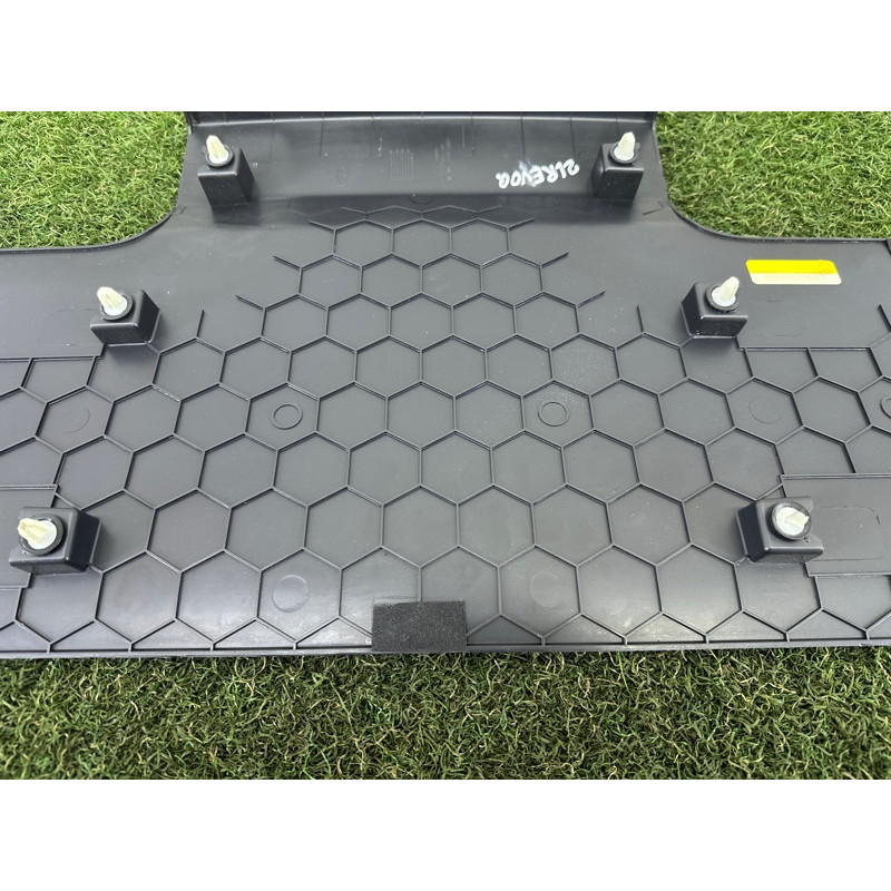 Накладка крышки багажника (кузов и элементы) LAND ROVER Range Rover Evoque L538 2015 2.0 LR072351