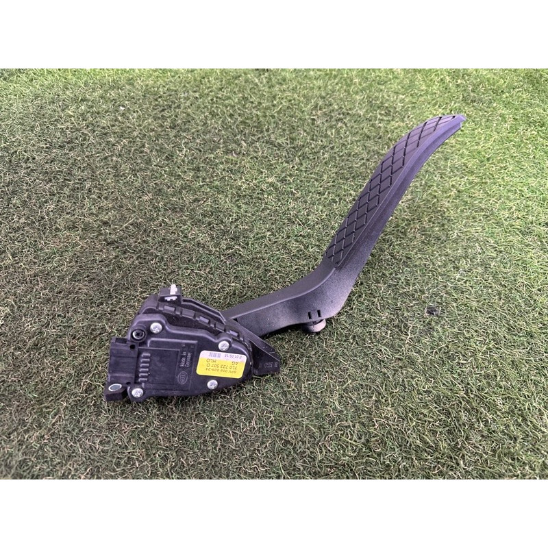 Педаль газа (электрика двигателя) AUDI Q7 4L 2015 3.0 CNRB 7L0723507D