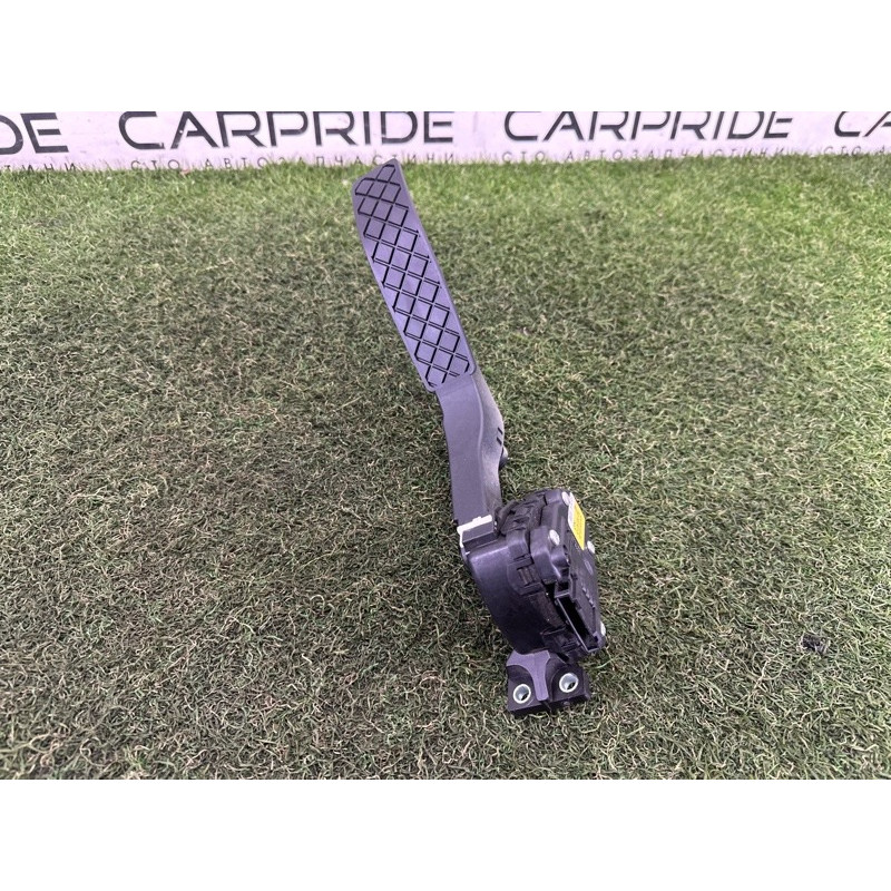 Педаль газа (электрика двигателя) AUDI Q7 4L 2015 3.0 CNRB 7L0723507D