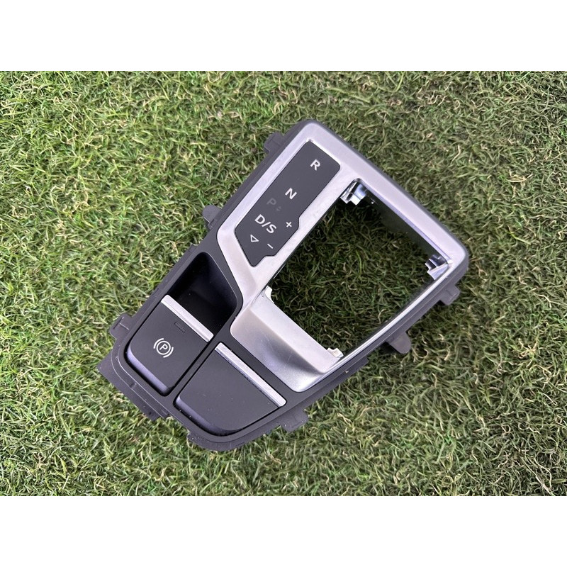 Рамка АКПП (салон) AUDI Q5 FY 2020 2.0 DJYA 80B713111CMNC