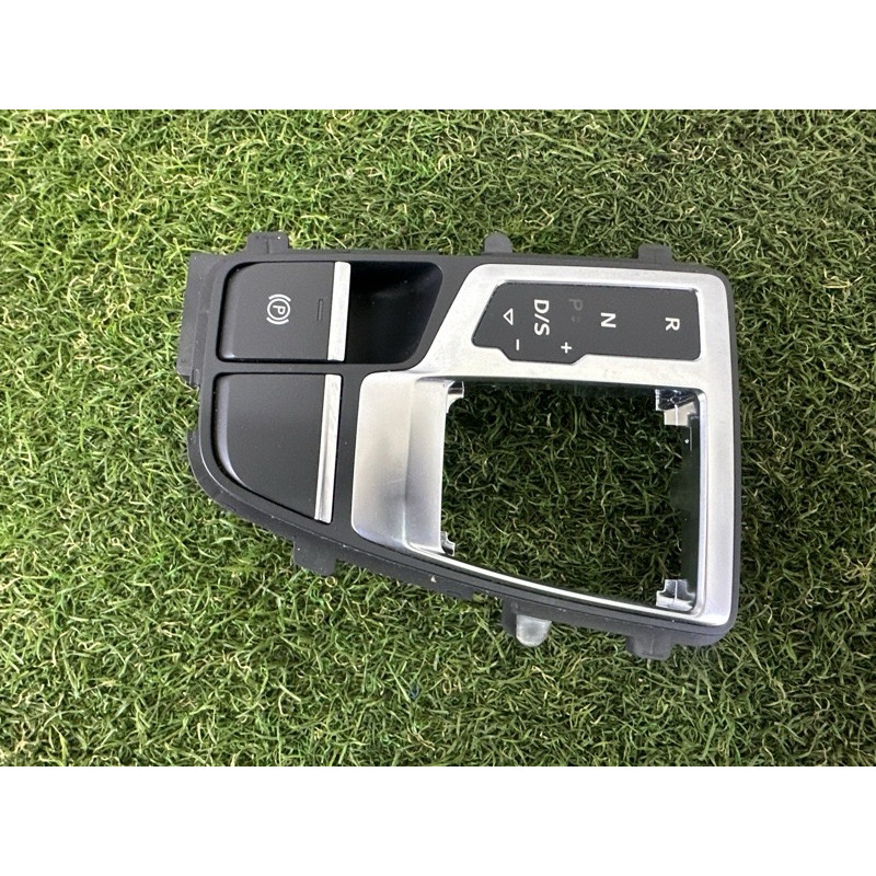 Рамка АКПП (салон) AUDI Q5 FY 2020 2.0 DJYA 80B713111CMNC