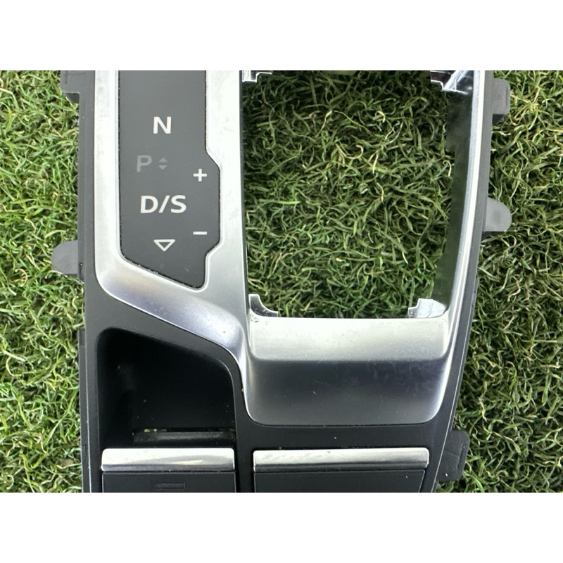 Рамка АКПП (салон) AUDI Q5 FY 2020 2.0 DJYA 80B713111CMNC
