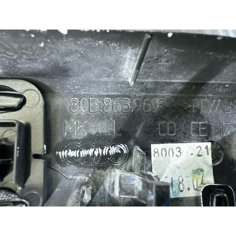 Декоративная накладка центральной консоли (салон) AUDI Q5 FY 2020 2.0 DJYA 80B863969RXQ8