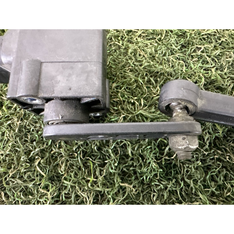 Датчик положення кузова (електрика / датчики) Mercedes-Benz GL X164 2011 3.0 A0105427717