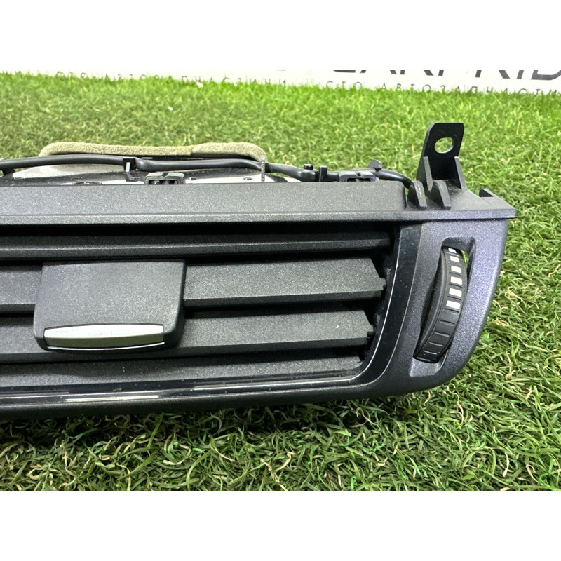 Центральный дефлектор салона (салон) BMW X5 F15 2015 3.0 64229252648