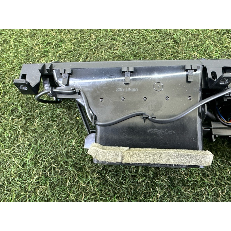 Центральный дефлектор салона (салон) BMW X5 F15 2015 3.0 64229252648