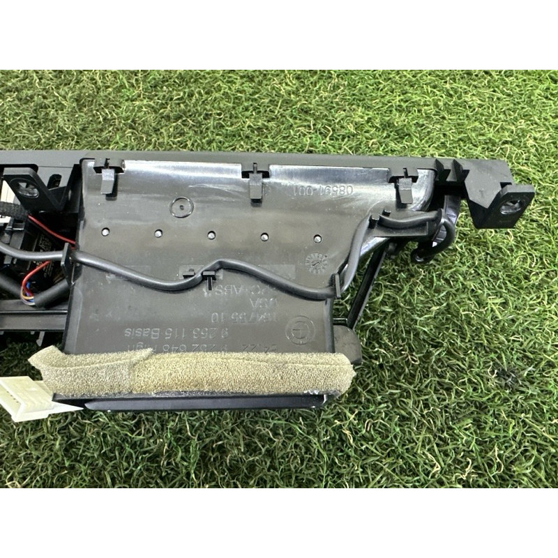 Центральный дефлектор салона (салон) BMW X5 F15 2015 3.0 64229252648