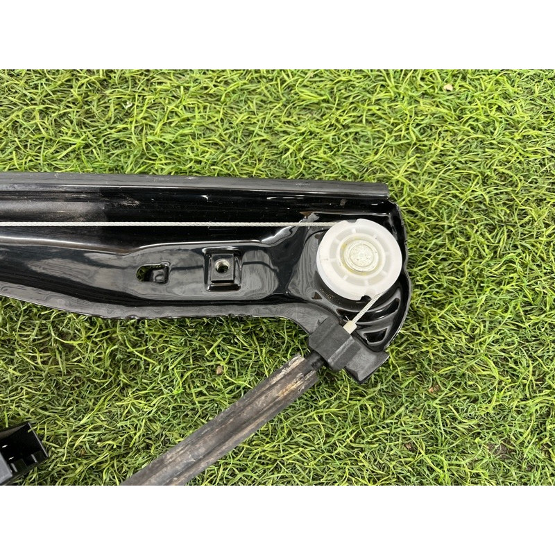 Механізм склопідйомника з мотором (кузов і елементи) Volkswagen Amarok 2H 2.0 2H7839402D
