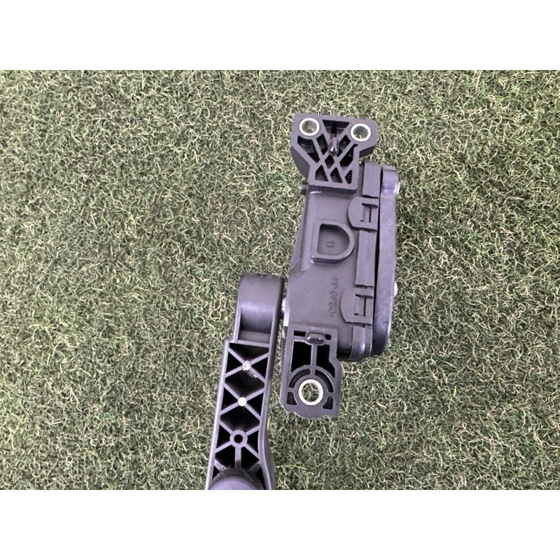 Педаль газа (электрика двигателя) Volkswagen Touareg NF 2013 3.6 CGRA 7L0723507D