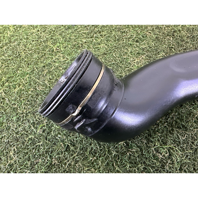 Патрубок интеркулера (двигатель и элементы) BMW X5 F15 2015 3.0 13717571350