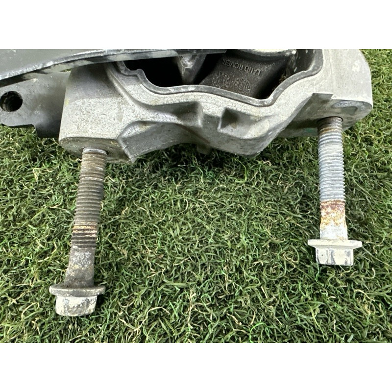 Подушка двигуна (двигатель и элементы) LAND ROVER Discovery Sport L550 2016 2.0 LR032311