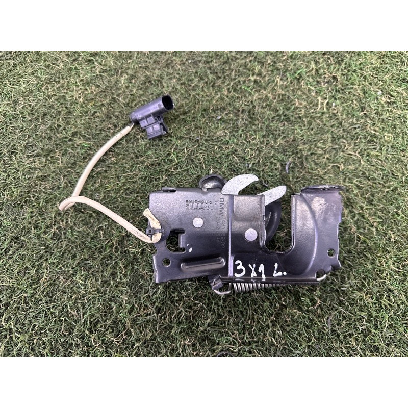Замок капота (кузов и элементы) BMW X1 F48 2016 2.0 51237431369