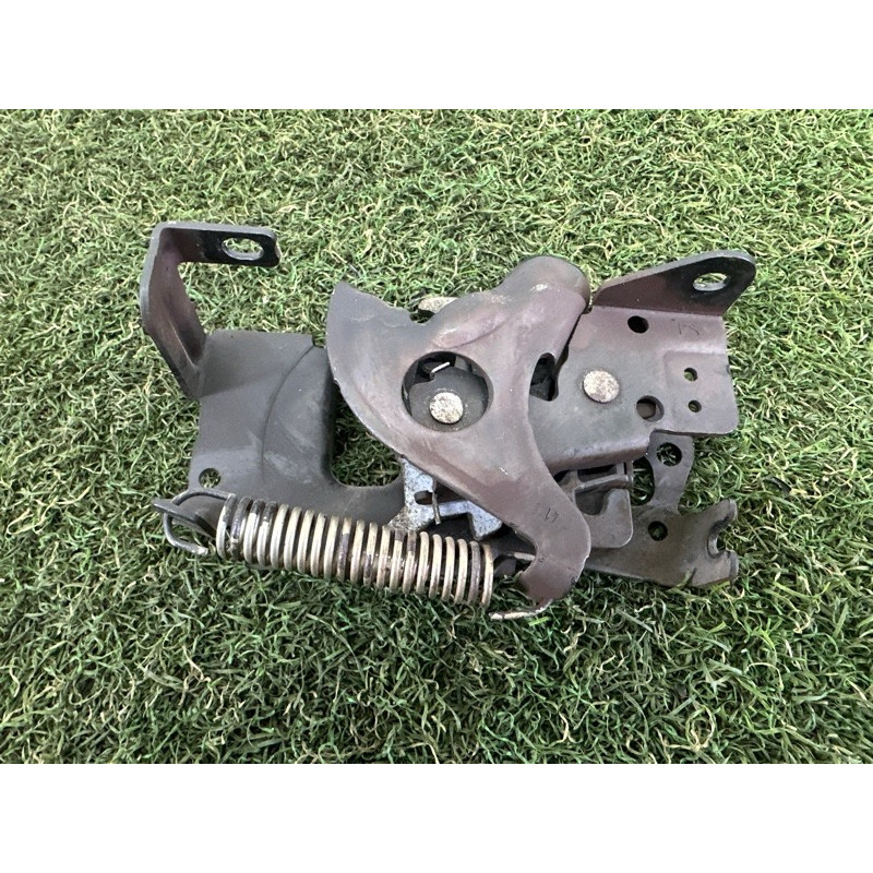 Замок капота (кузов і елементи) BMW X1 F48 2016 2.0 51237431370