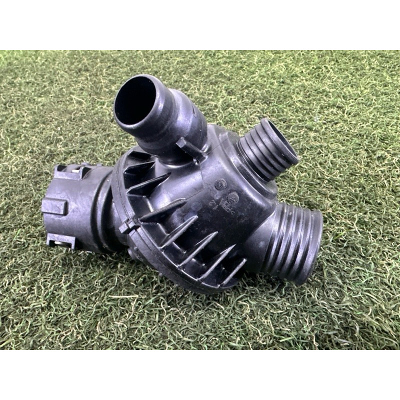 Корпус термостата (система охлаждения) BMW X5 F15 2015 3.0 11537598865