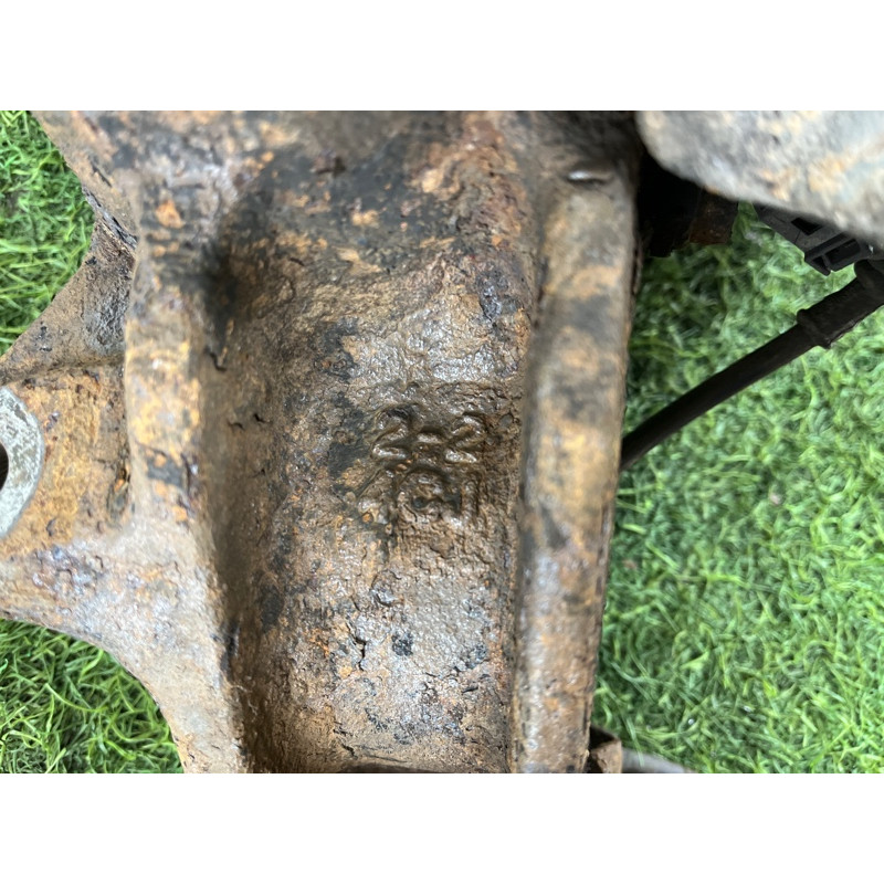 Поворотний кулак (підвіска) Volkswagen Amarok Not specified 2.0 2H0407258J