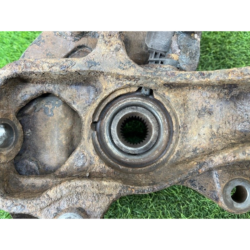 Поворотный кулак (подвеска) Volkswagen Amarok Not specified 2.0 2H0407257H