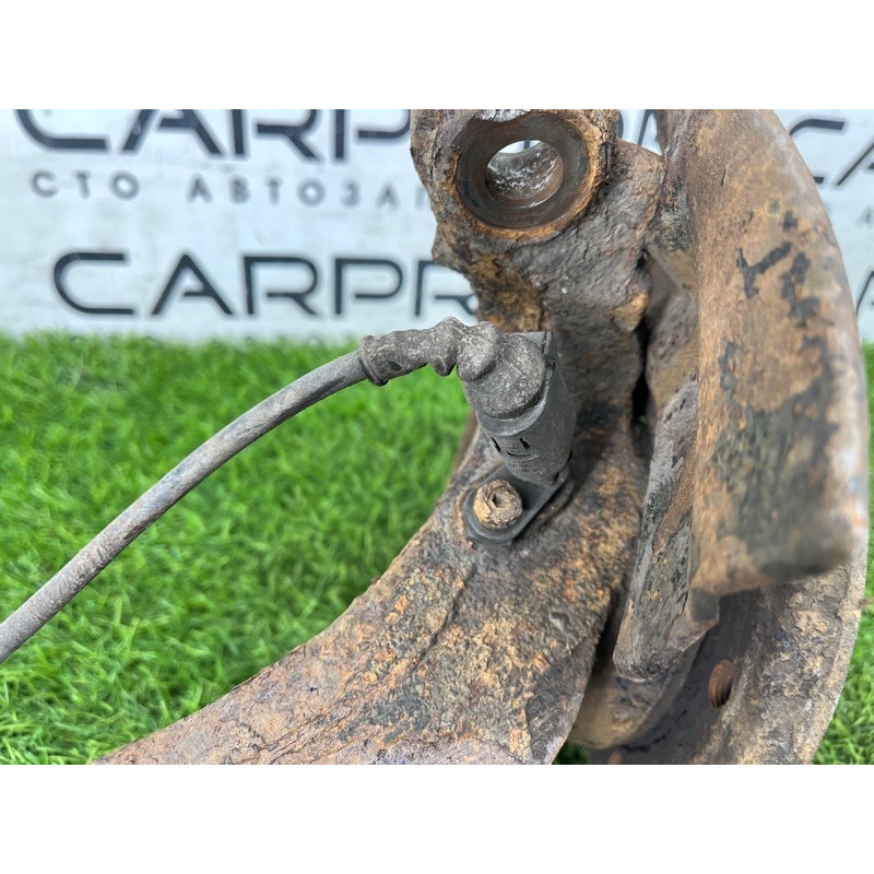 Поворотный кулак (подвеска) Volkswagen Amarok Not specified 2.0 2H0407257H
